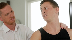 Family Dick: Horny Aaron Screams Delight