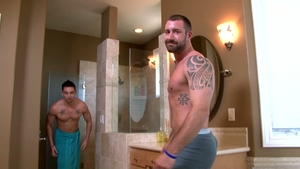 Next Door Buddies: Vinny Takes on Two Mouthfuls