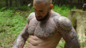 HotAFmen: Animalistic Solo Session with Axel Reed